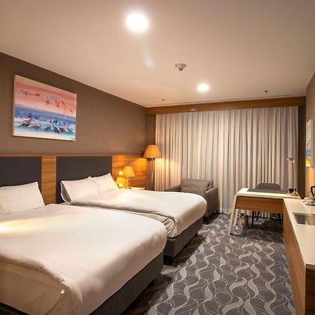Hotel Doubletree By Hilton Ankara Incek Esterno foto