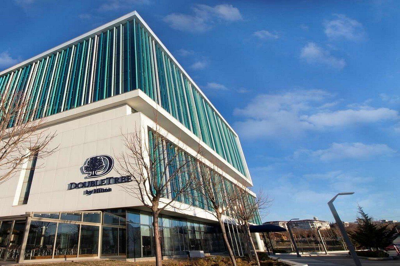 Hotel Doubletree By Hilton Ankara Incek Esterno foto