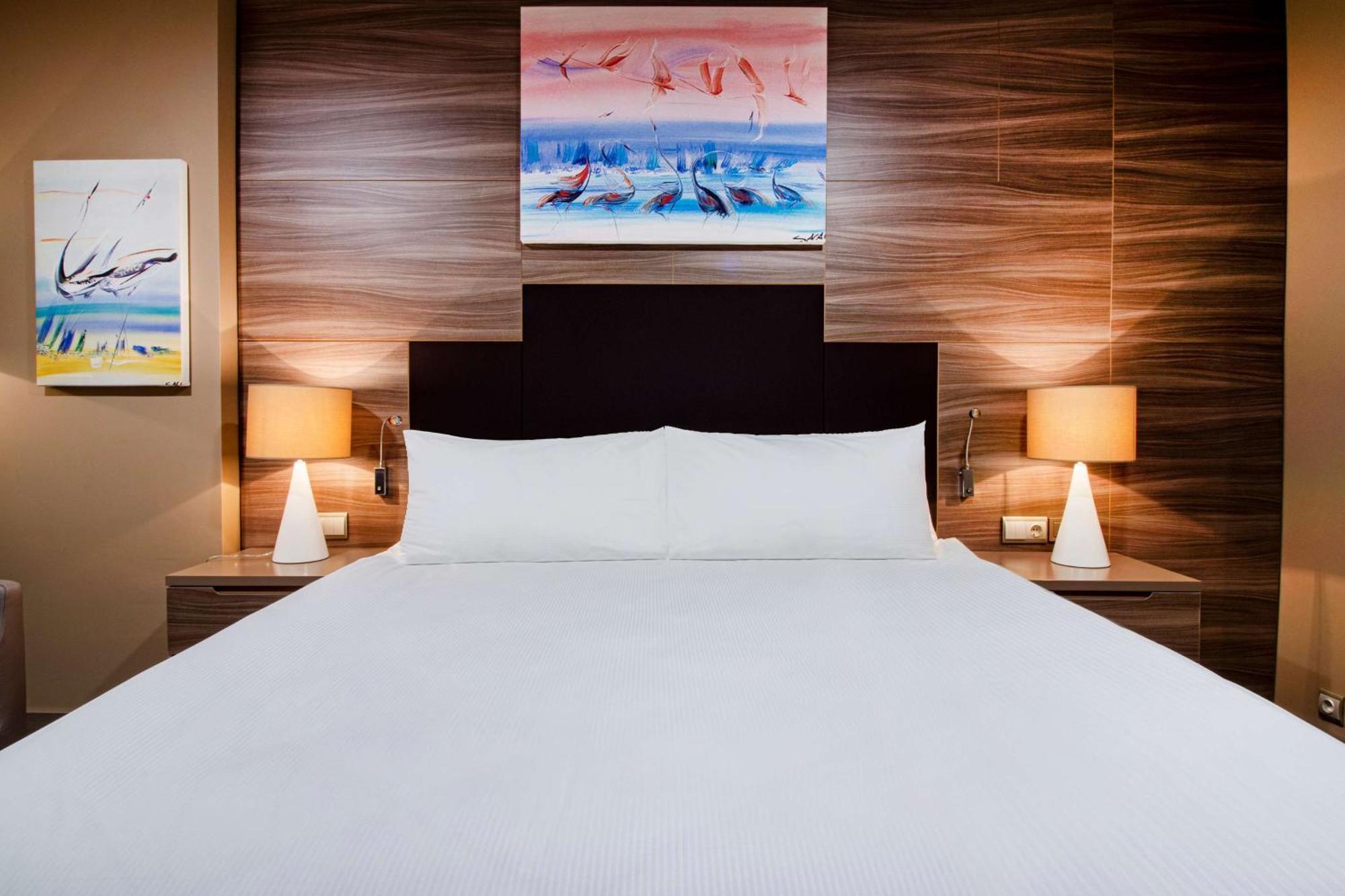 Hotel Doubletree By Hilton Ankara Incek Esterno foto