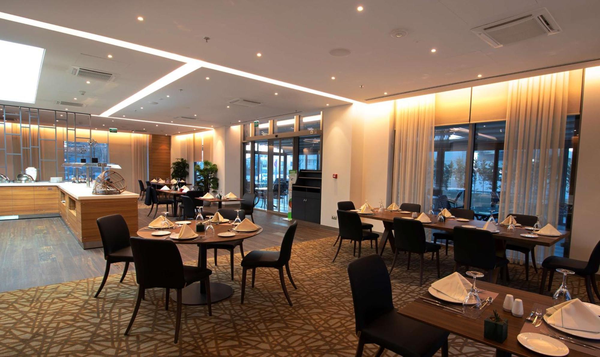 Hotel Doubletree By Hilton Ankara Incek Esterno foto