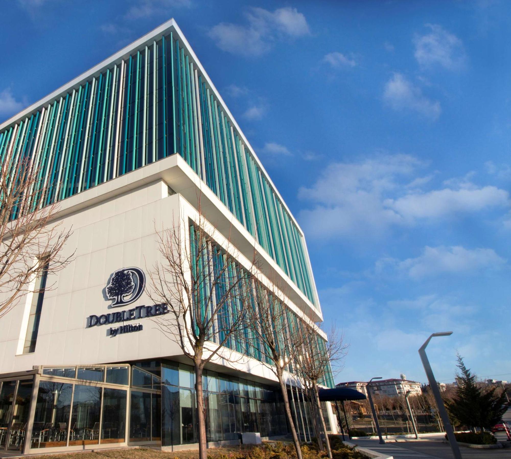 Hotel Doubletree By Hilton Ankara Incek Esterno foto