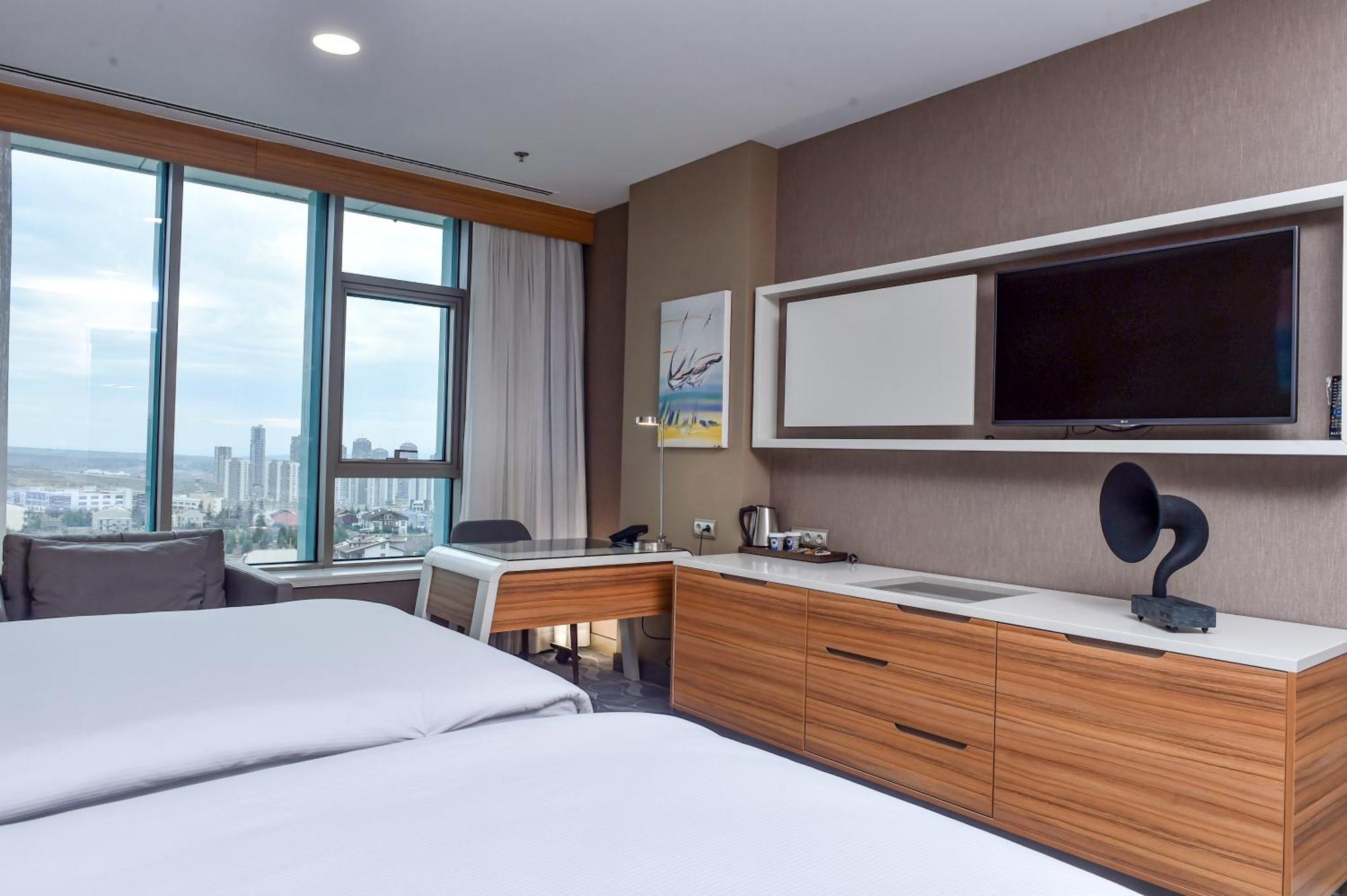 Hotel Doubletree By Hilton Ankara Incek Esterno foto